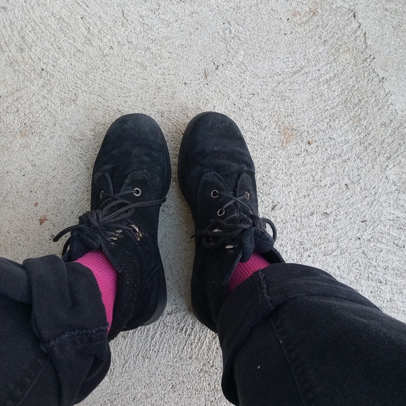 Boston Accent Sport Shoes - B Sport Non slip 7.5